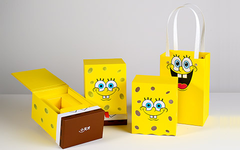 小(xiǎo)天才品牌手袋2